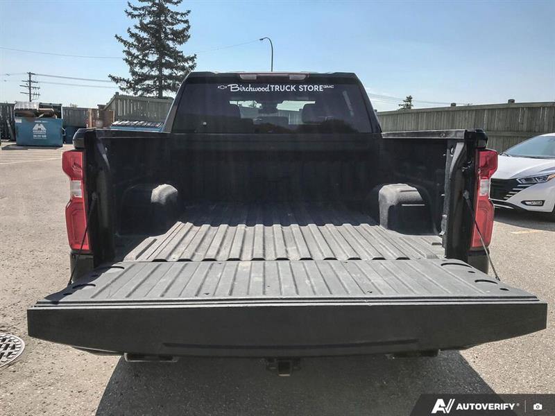 chevrolet Silverado 1500 2022 - 11