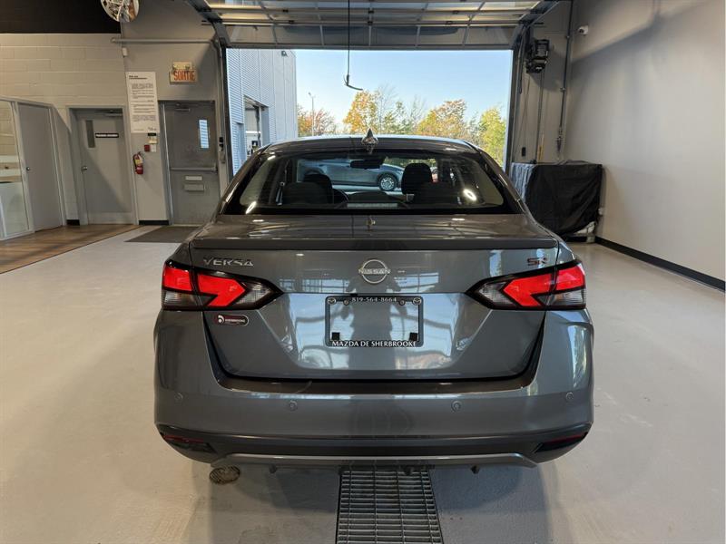 nissan Versa 2024 - 4