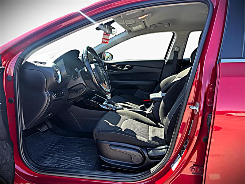 kia Forte 2021 - 11