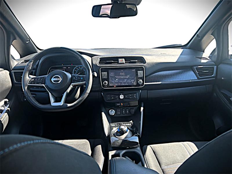 nissan LEAF 2024 - 25