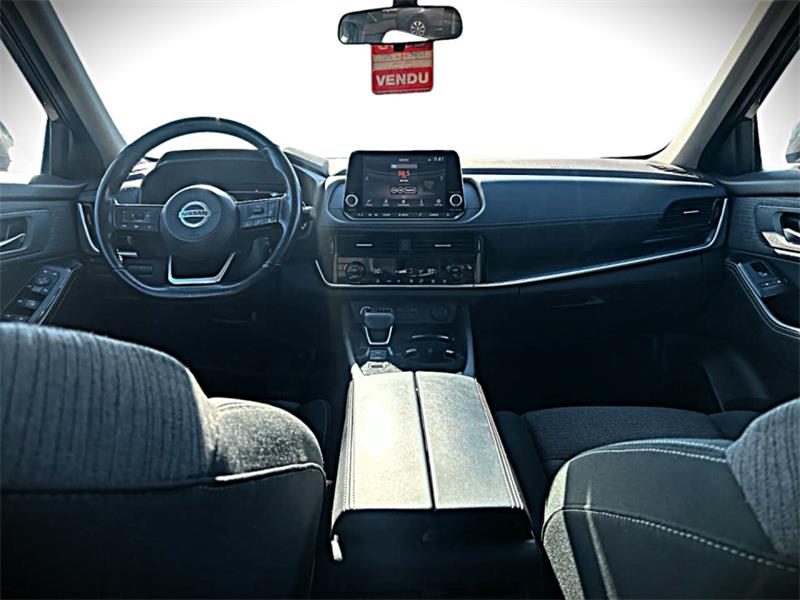 nissan Rogue 2021 - 24