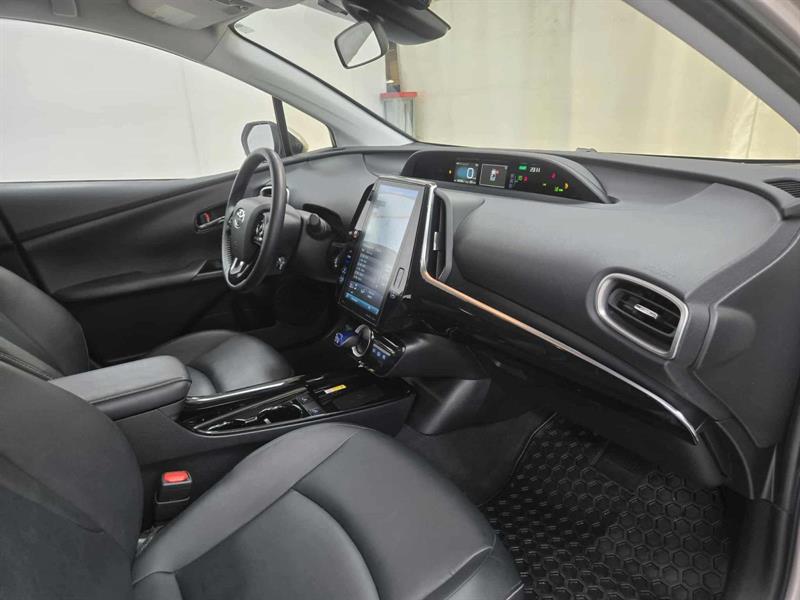 toyota Prius Prime 2021 - 12
