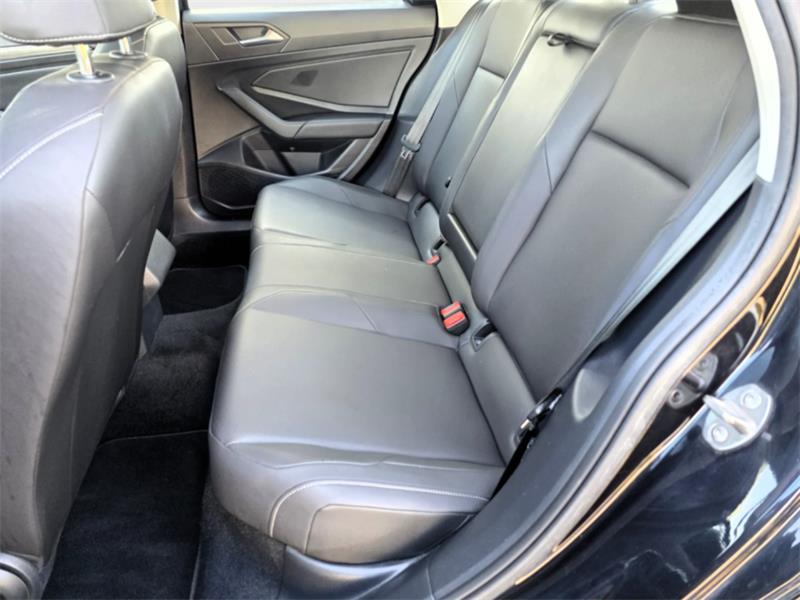 volkswagen Jetta 2020 - 11