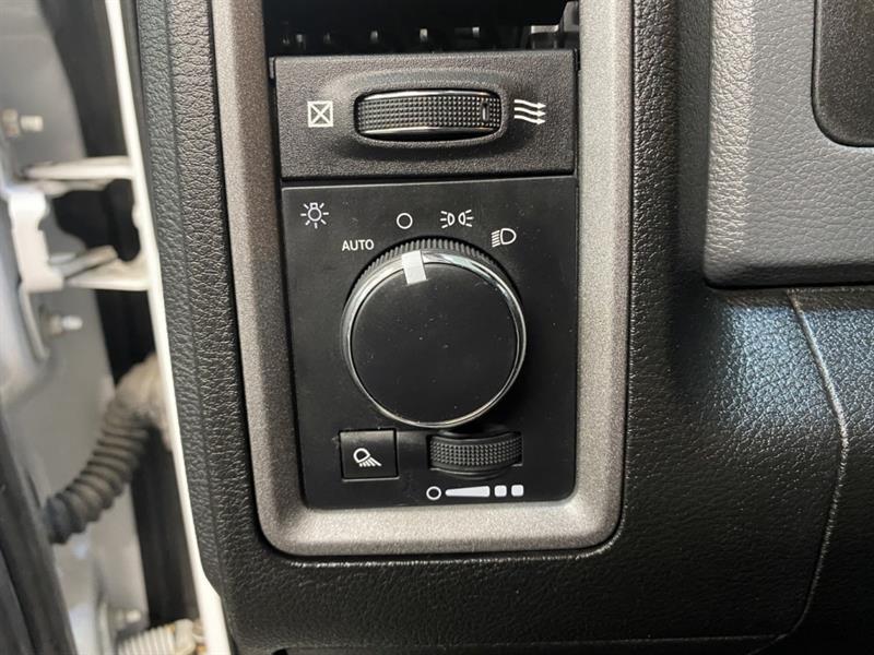 ram 1500 Classic 2020 - 24