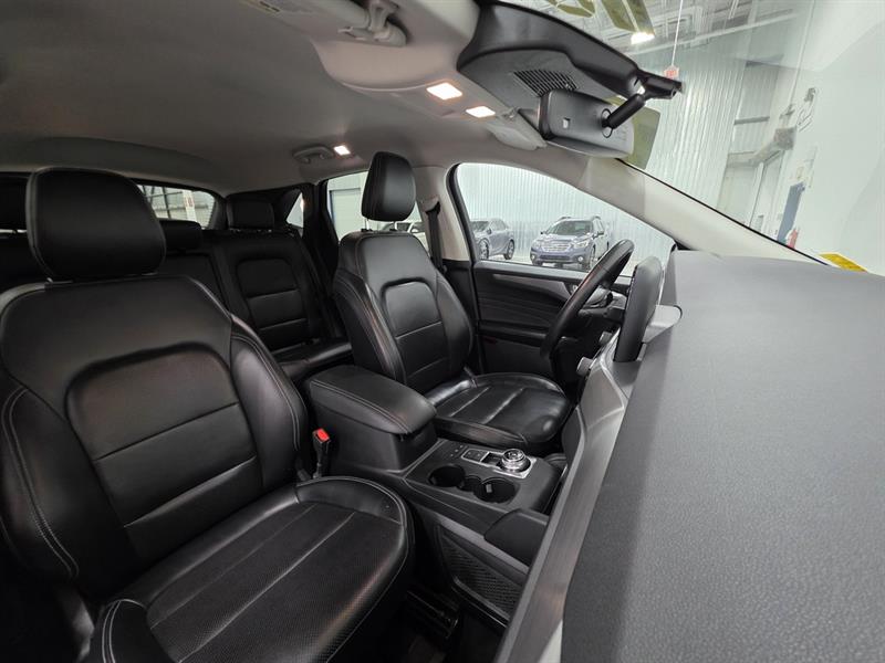 ford Escape 2021 - 18