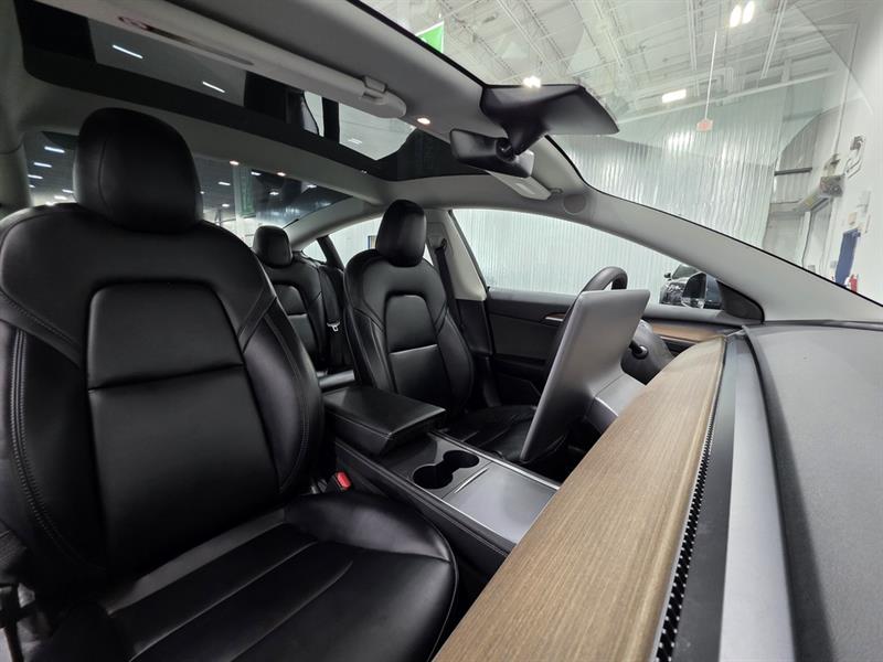 tesla Model 3 2023 - 27