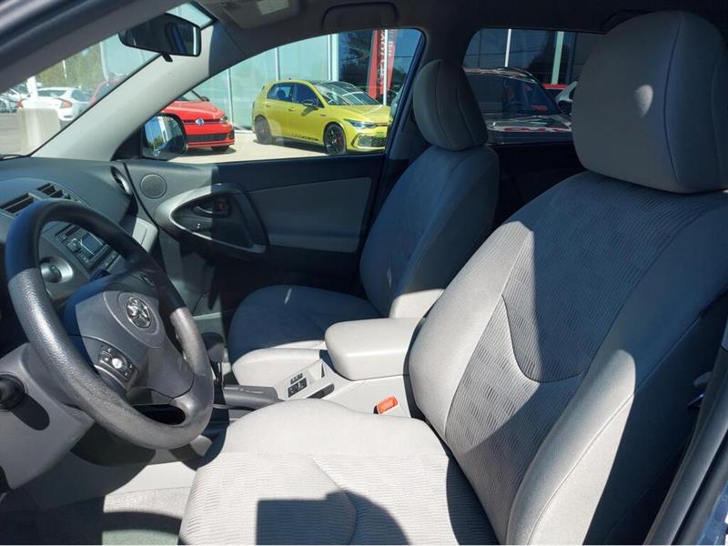 toyota RAV4 2012 - 8