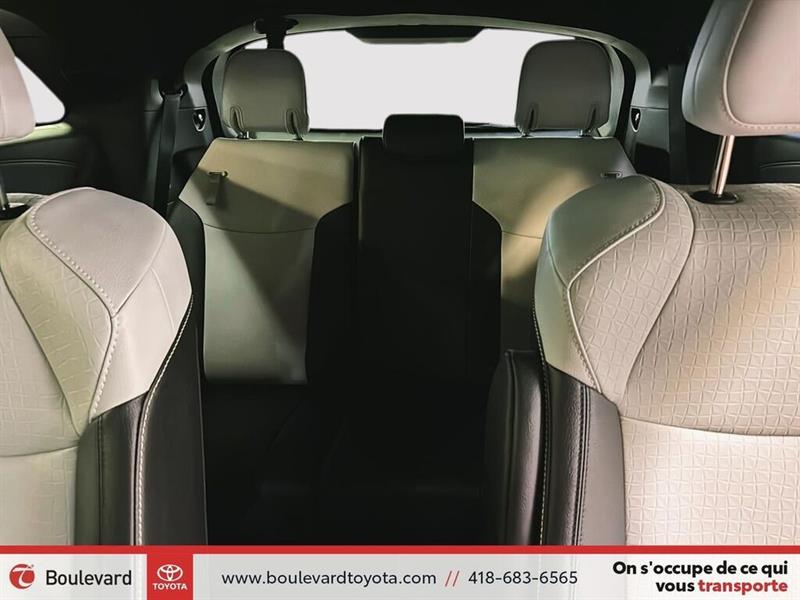 toyota Sienna 2025 - 26