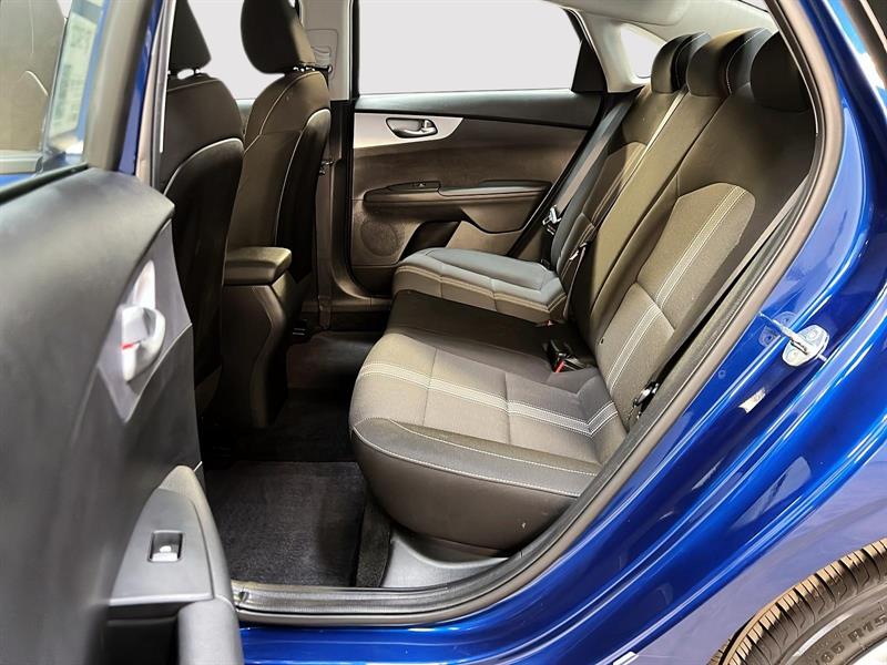 kia Forte 2022 - 9