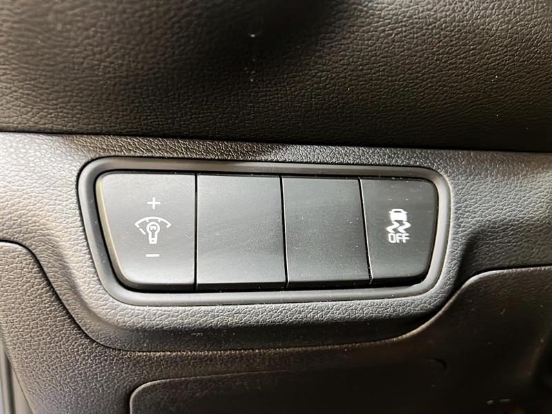 kia Forte 2022 - 19