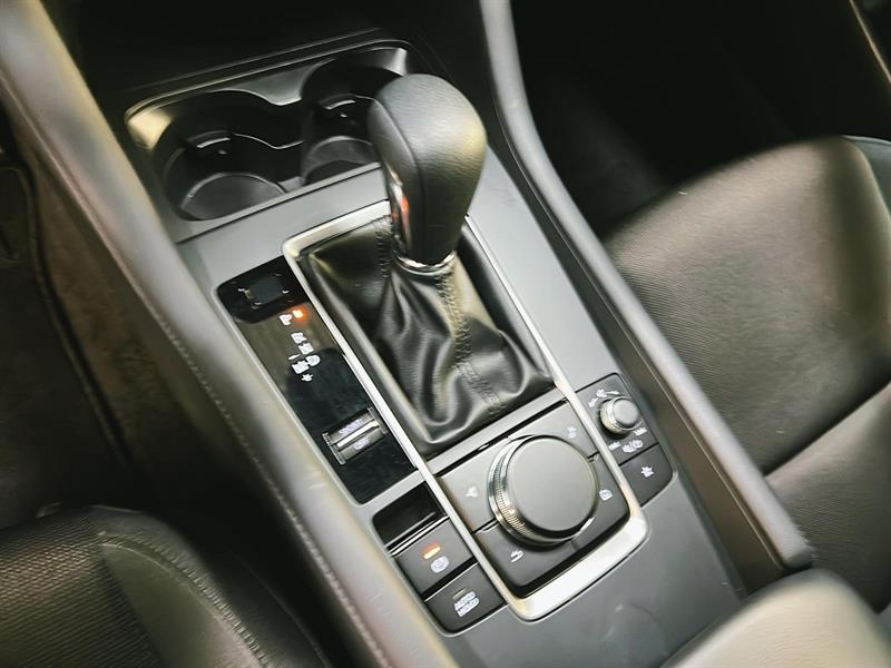 mazda Mazda3 Sport 2024 - 13