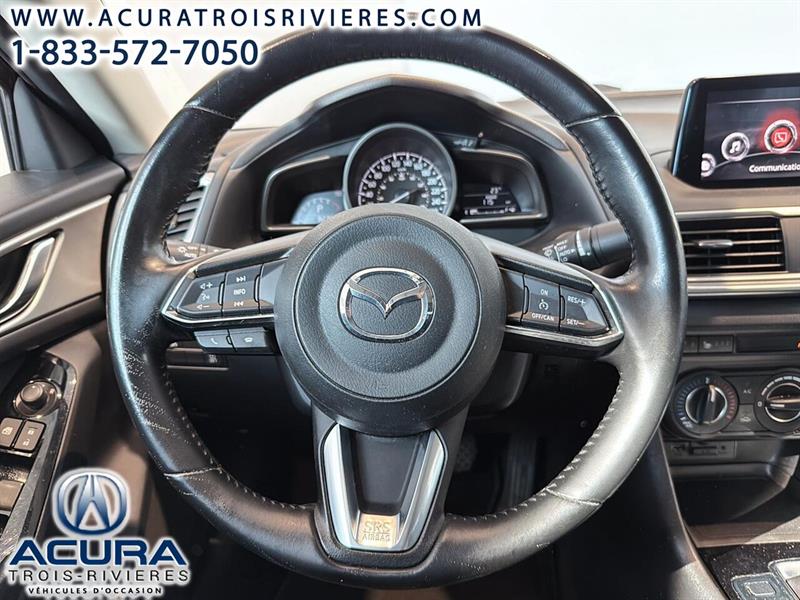 mazda Mazda3 2018 - 9