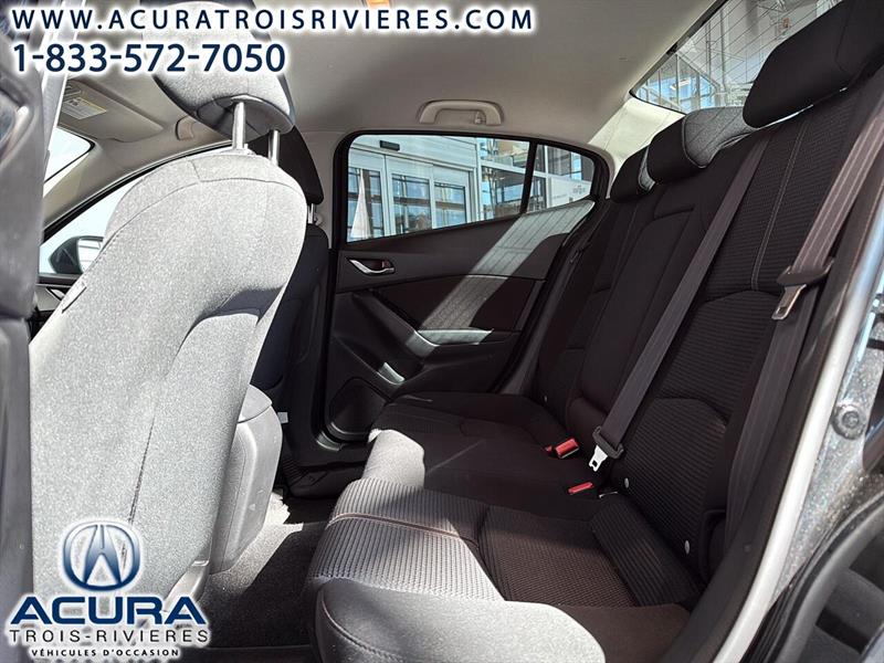 mazda Mazda3 2018 - 21