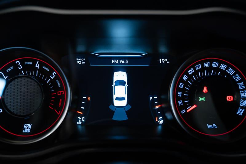 dodge Challenger 2017 - 13