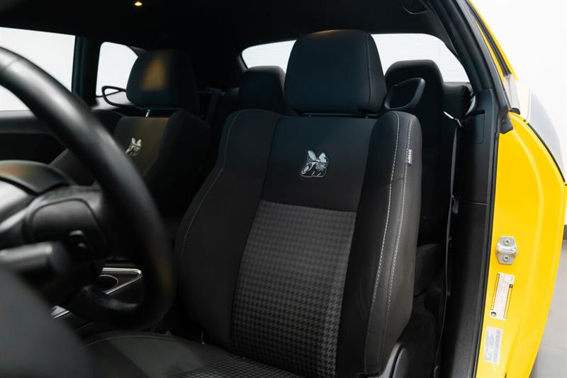 dodge Challenger 2017 - 14