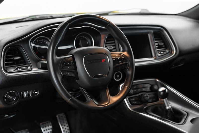 dodge Challenger 2017 - 19