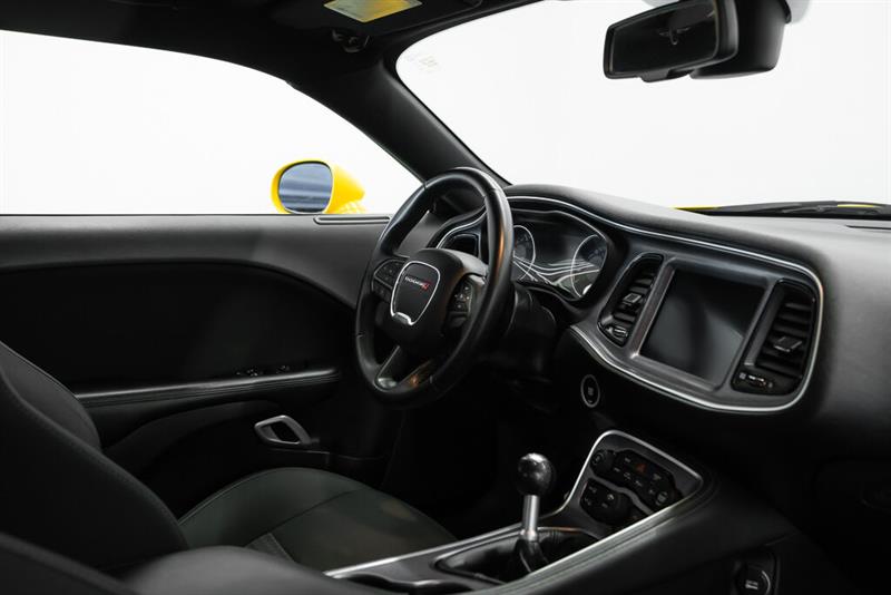 dodge Challenger 2017 - 20