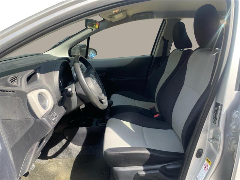 toyota Yaris 2013 - 11