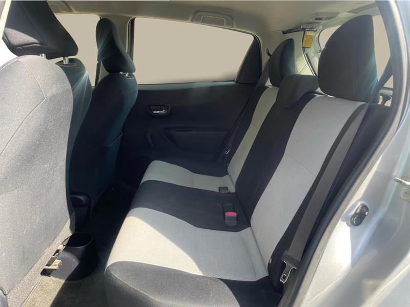 toyota Yaris 2013 - 12