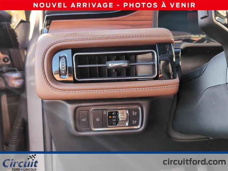 lincoln Aviator 2022 - 9