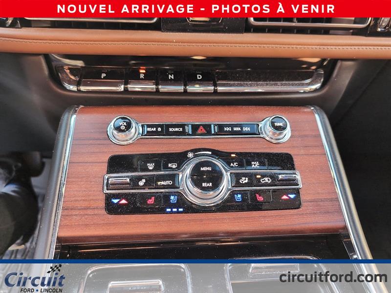 lincoln Aviator 2022 - 12