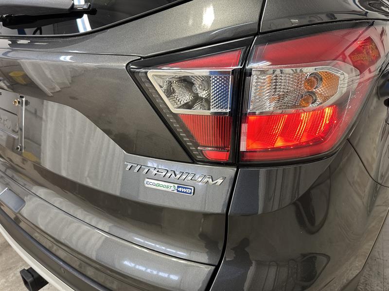 ford Escape 2018 - 21