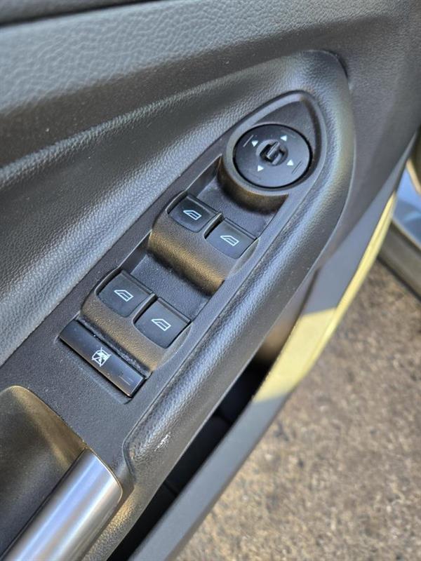 ford Escape 2016 - 17