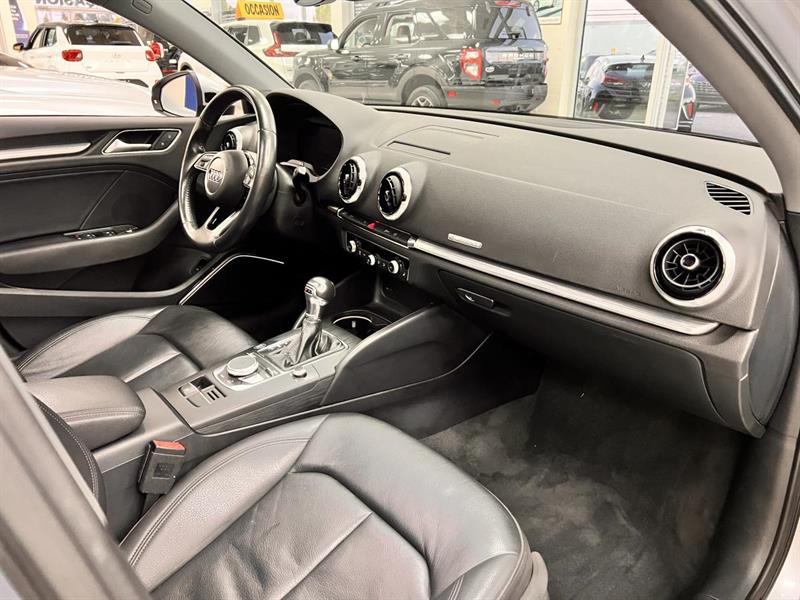 audi A3 2018 - 17