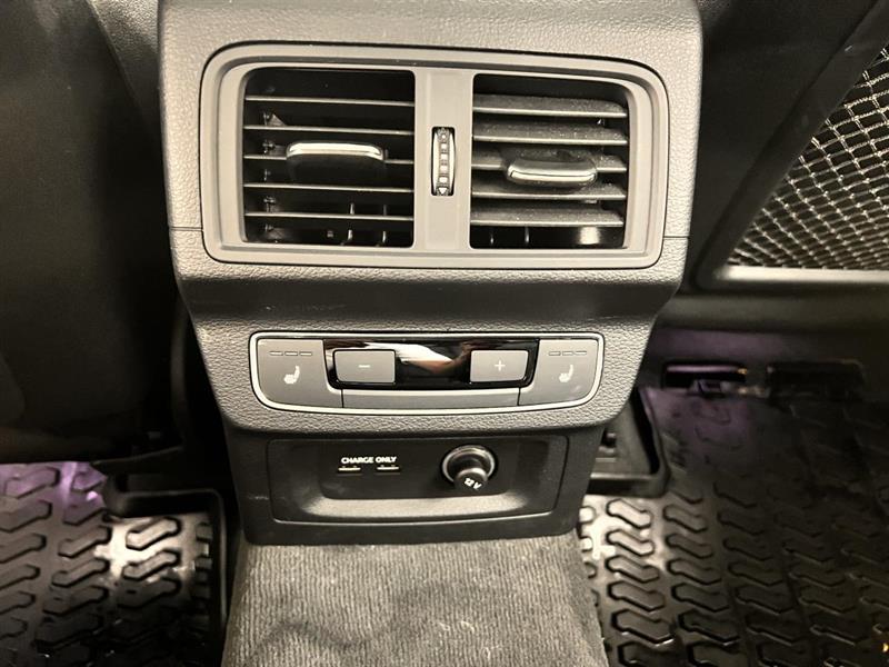 audi Q5 2022 - 12