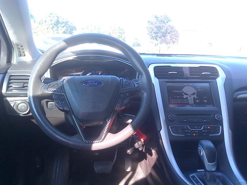 ford Fusion 2016 - 12