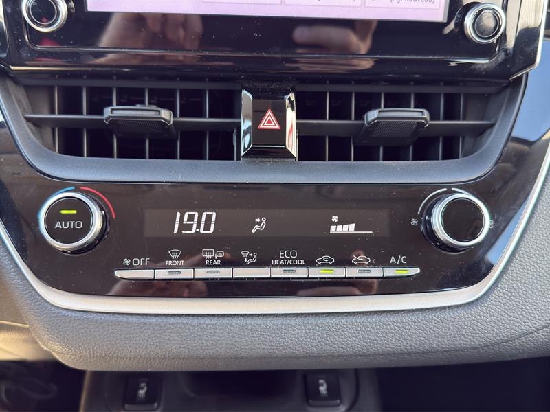 toyota Corolla 2020 - 17