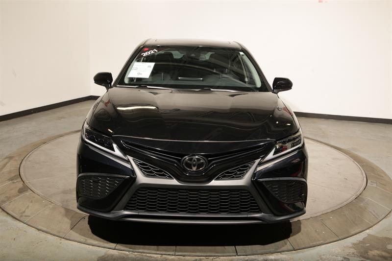 toyota Camry 2021 - 8