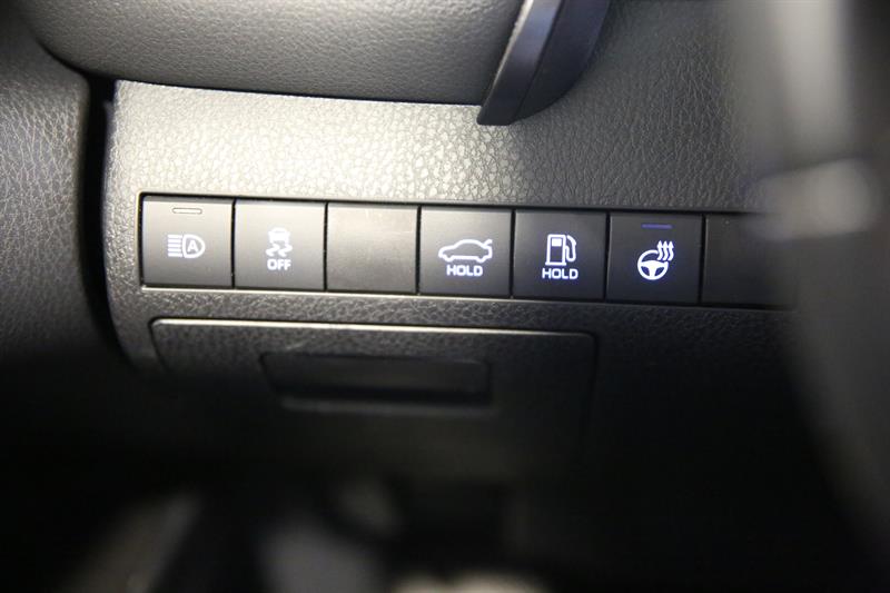 toyota Camry 2021 - 21