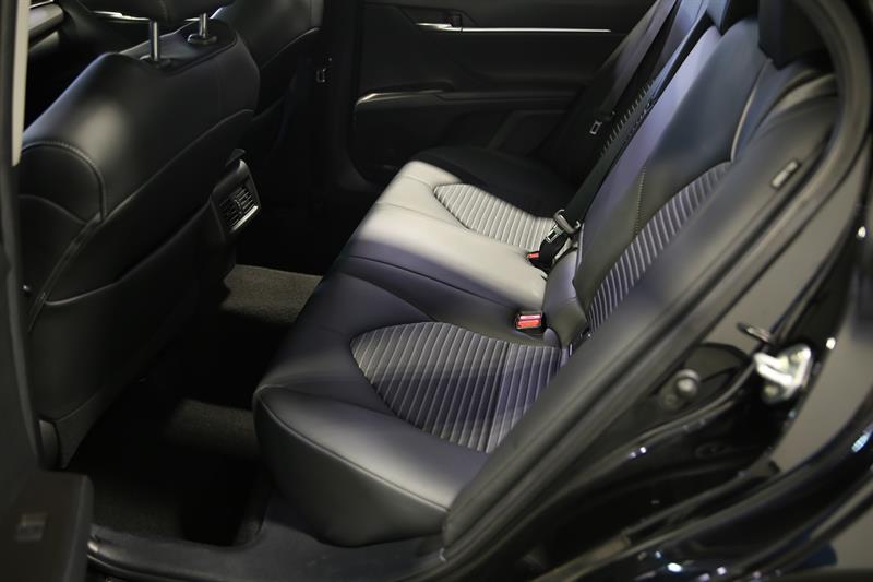 toyota Camry 2021 - 29