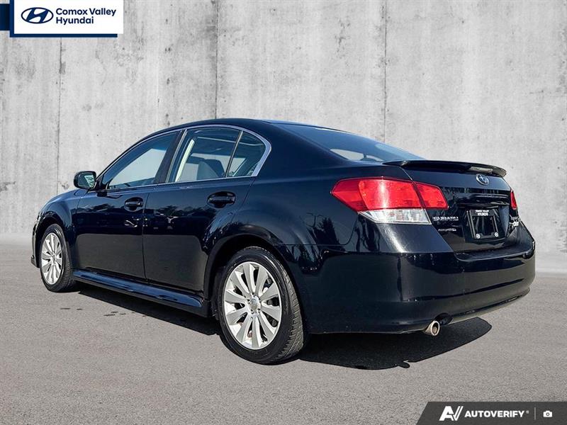 subaru Legacy 2011 - 3