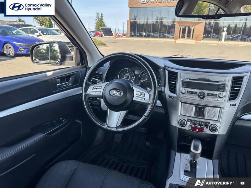 subaru Legacy 2011 - 11