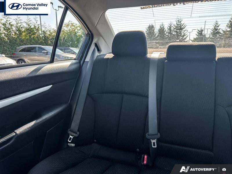 subaru Legacy 2011 - 14