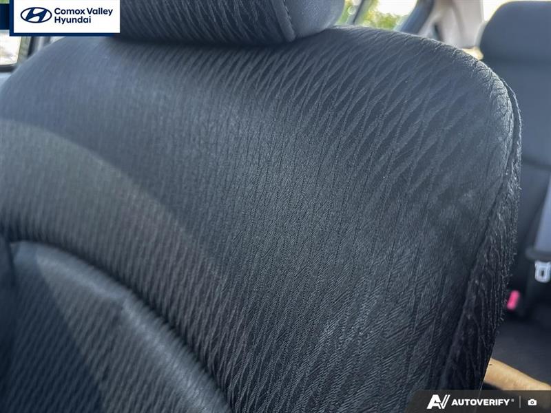 subaru Legacy 2011 - 26