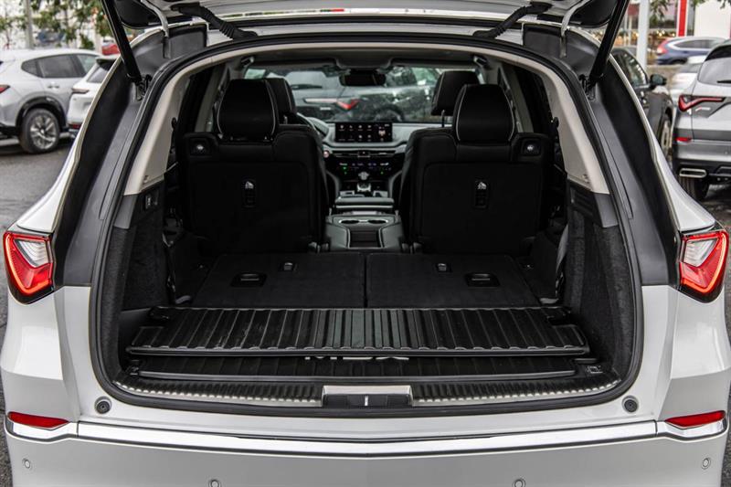 acura MDX 2024 - 8