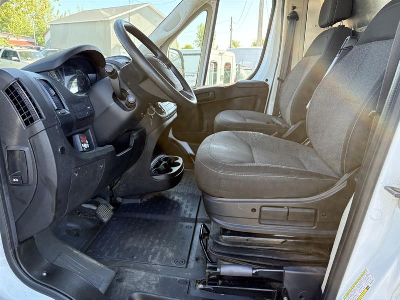 ram ProMaster fourgonnette utilitaire 2019 - 11