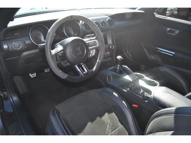 ford Mustang 2018 - 12