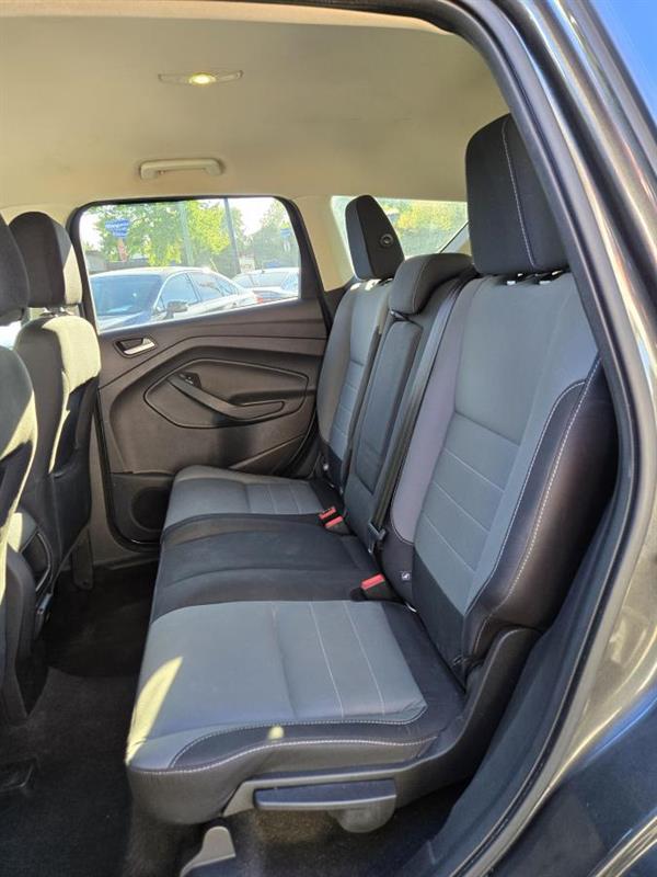 ford Escape 2016 - 13