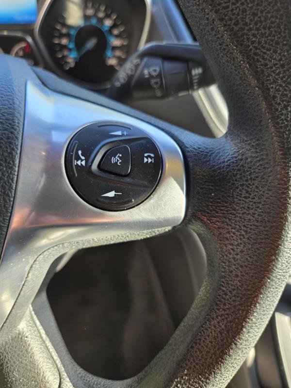 ford Escape 2016 - 19