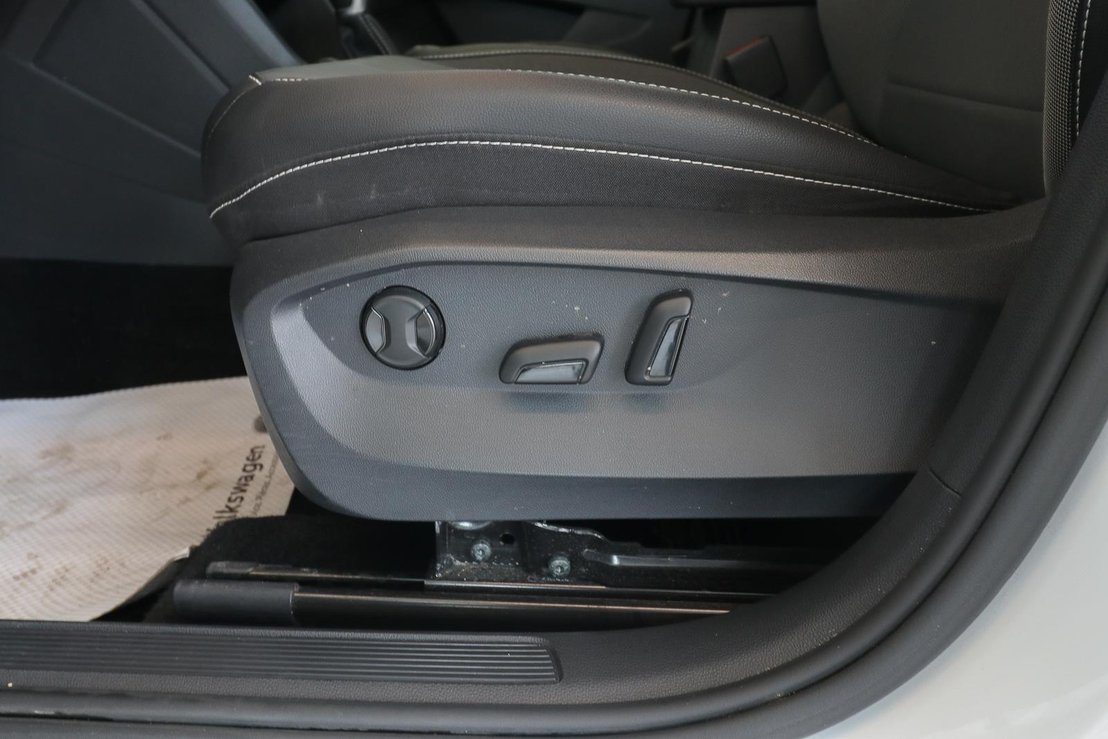 volkswagen Taos 2022 - 16