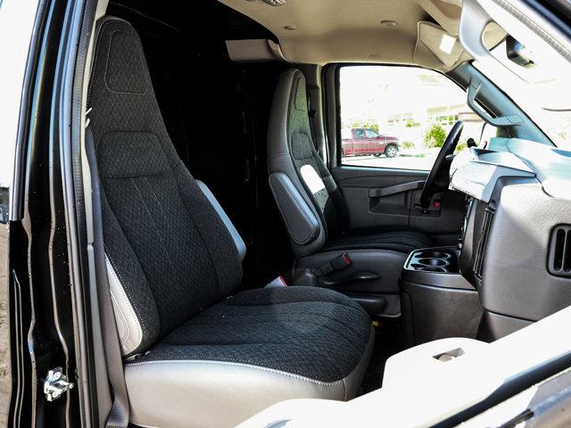 chevrolet Express Cargo Van 2025 - 32