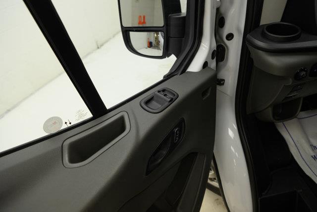 ford Transit Cargo Van 2023 - 13