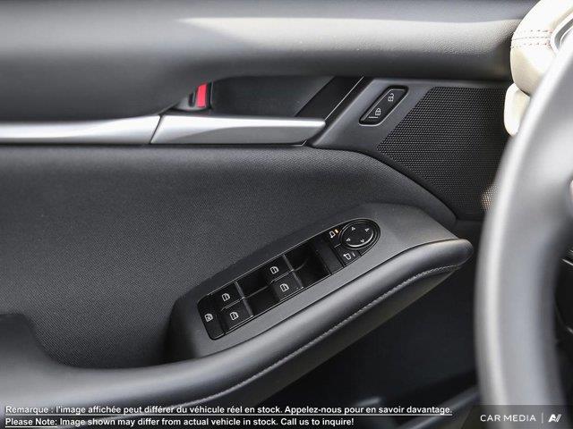 mazda Mazda3 2025 - 16