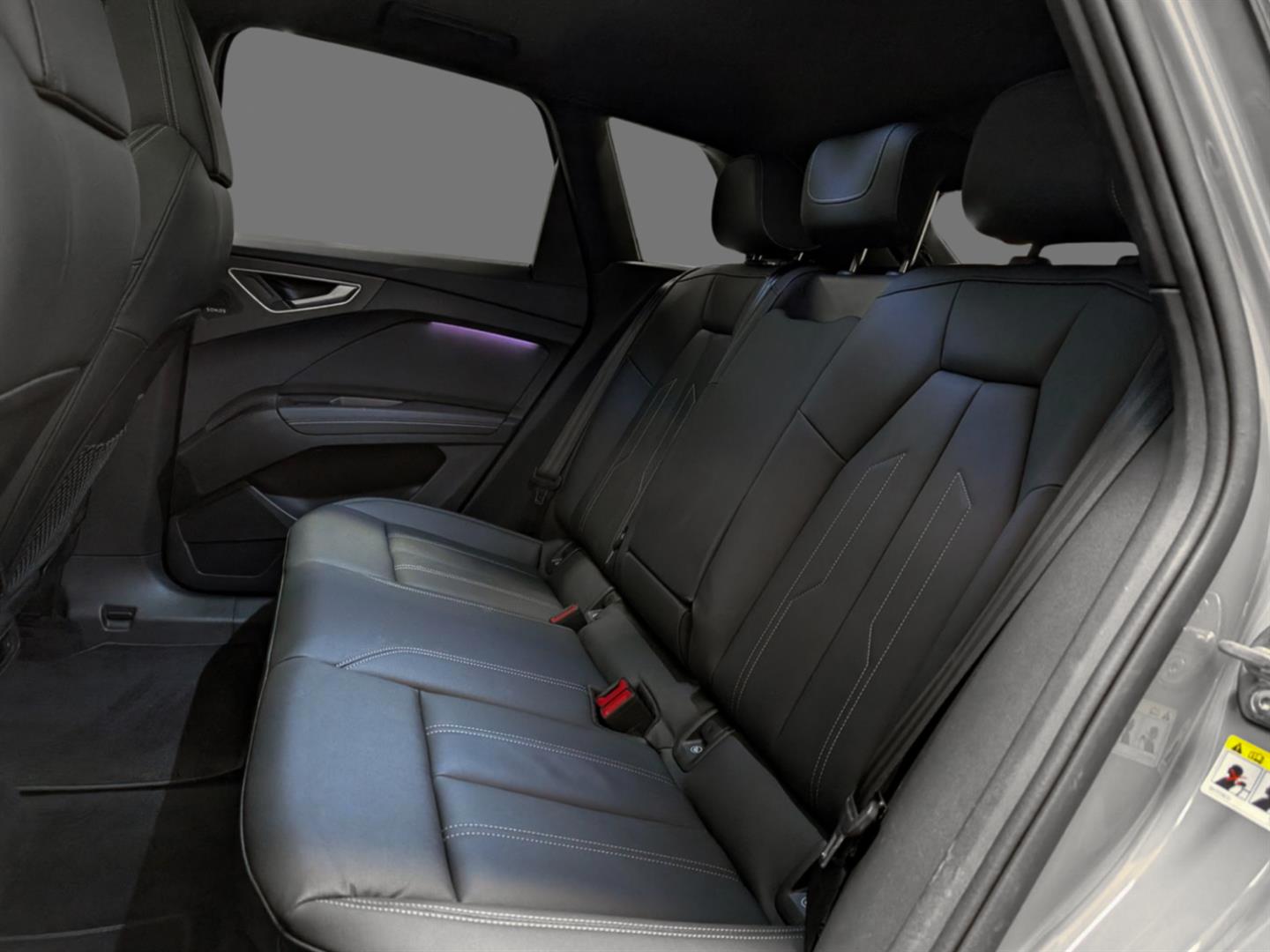 audi Q4 e-tron 2023 - 12