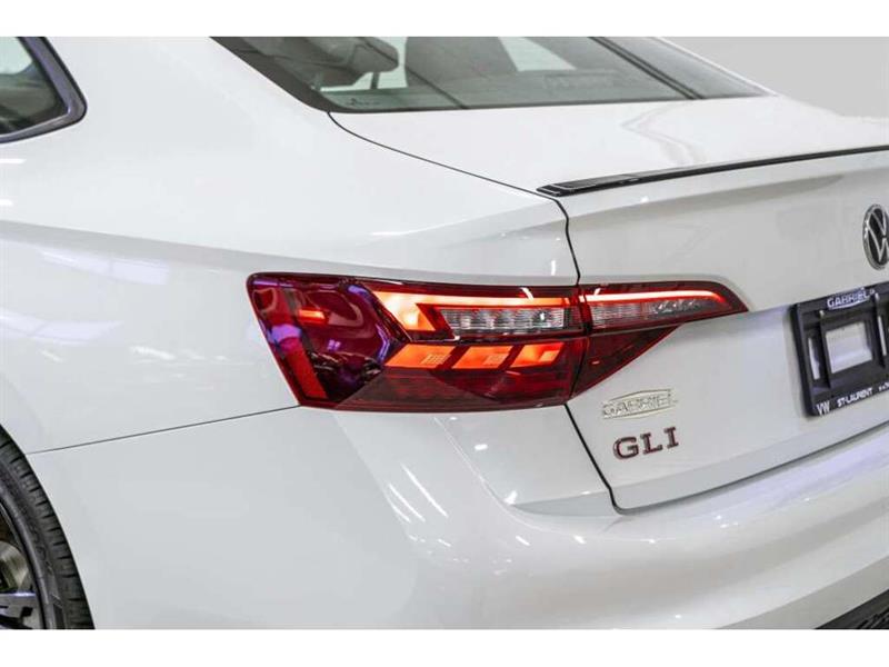 volkswagen Jetta 2022 - 12