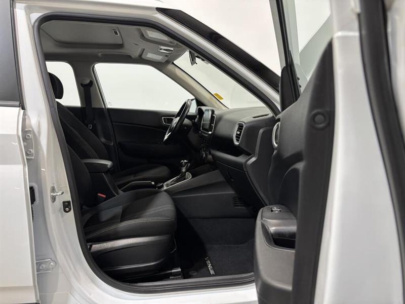 hyundai Venue 2022 - 13